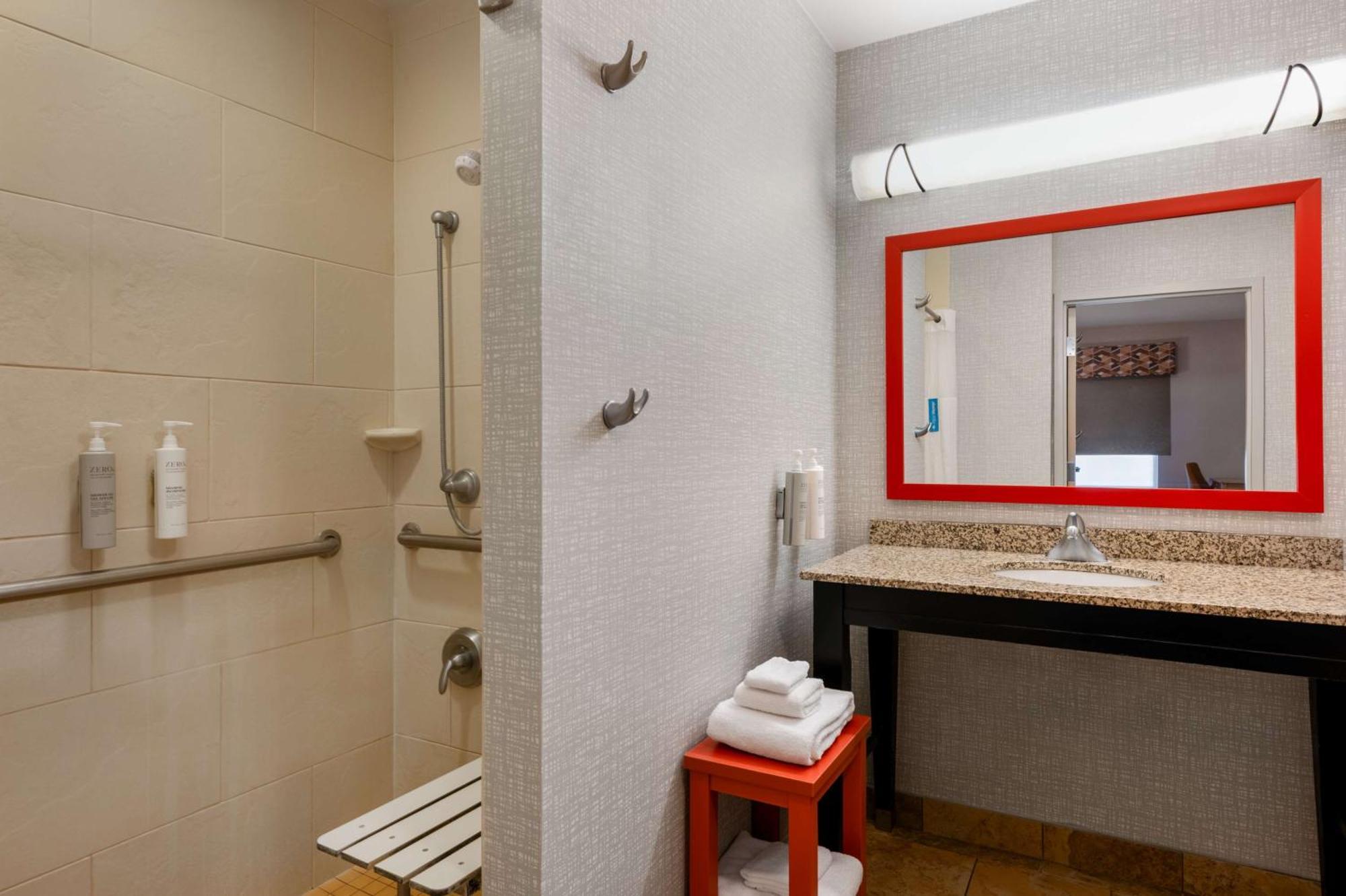 Hampton Inn & Suites Dodge City Boot Hill Casino Exteriör bild