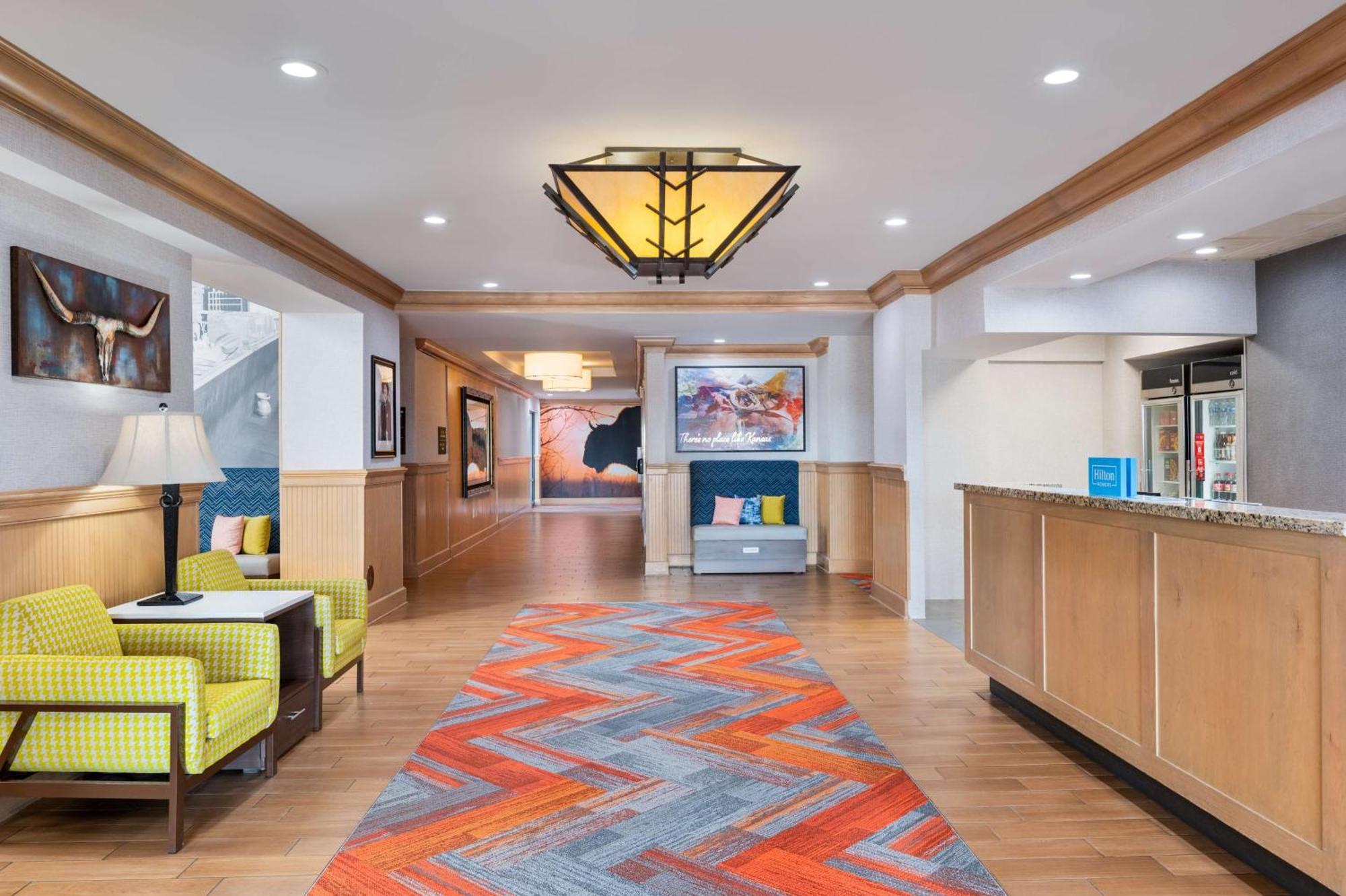 Hampton Inn & Suites Dodge City Boot Hill Casino Exteriör bild