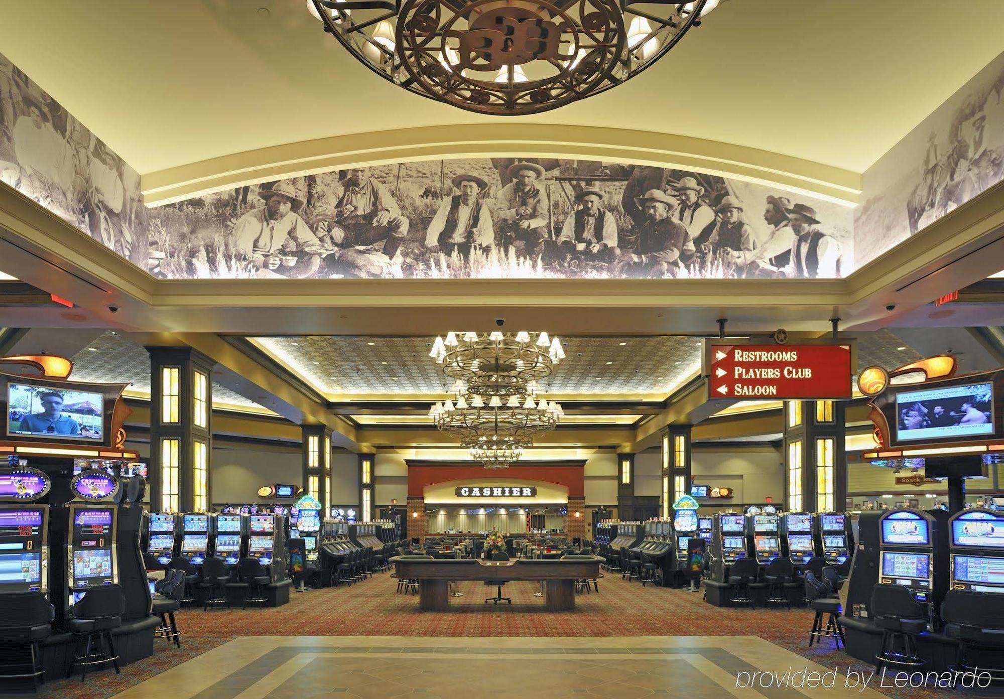 Hampton Inn & Suites Dodge City Boot Hill Casino Exteriör bild